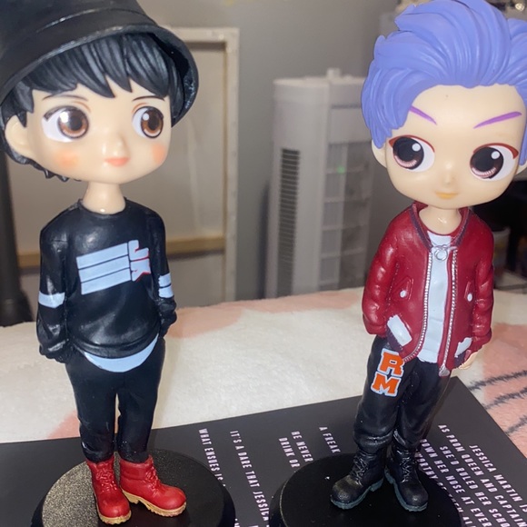 BTS Jungkook & Namjoon figures - Picture 2 of 5